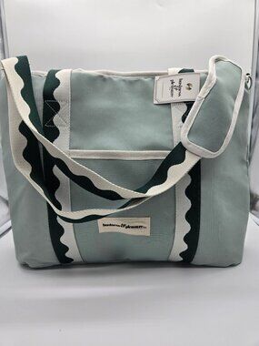 NWT Business & Pleasure Co Holiday Cooler Tote Rivie Green Insulated Beach Bag